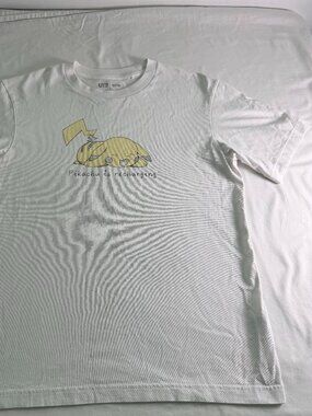 Uniqlo UT Pokémon Pikachu T-Shirt Size M White Graphic Tee “Pikachu is rechargin